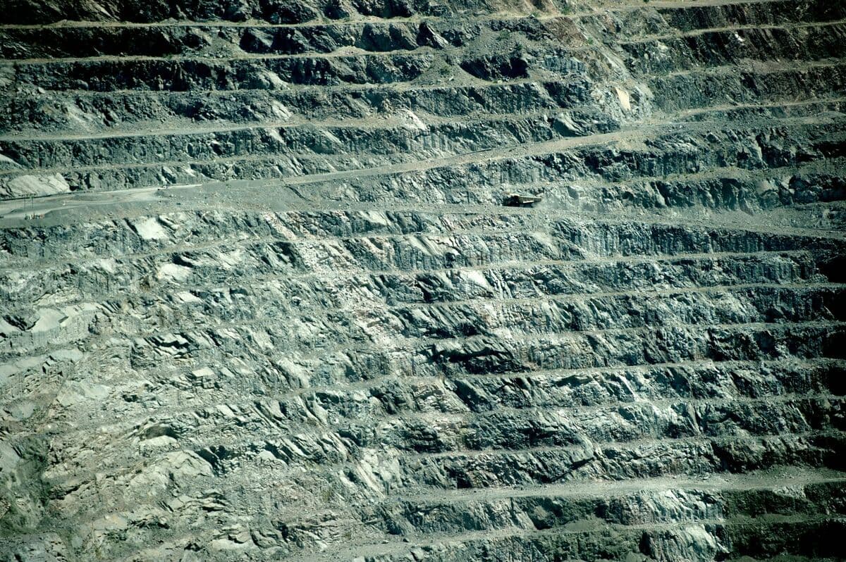 De Beers' Stratejik Maden Kapatma Kararı: Elmas Piyasasında Yeni Dönüşüm