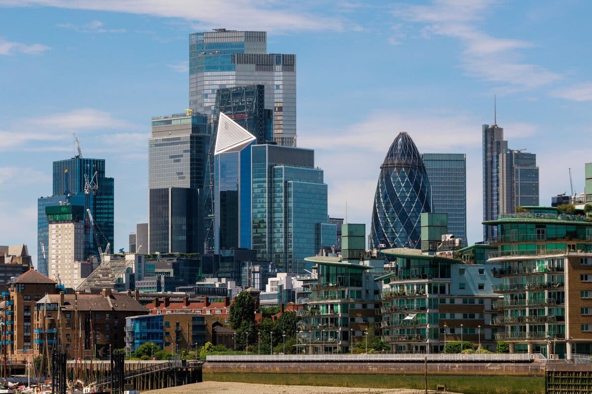 London IPO Revival Stalls as Companies Opt for Strategic Delays