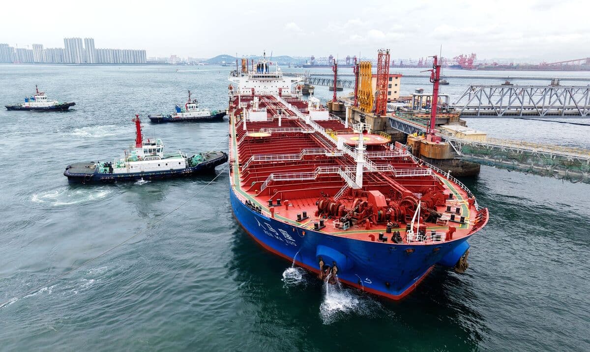 Çin Petrol İthalatlarındaki Düşüşün Tersine Dönüşü: Stratejik Stok Artığı Yeniden Canlandı