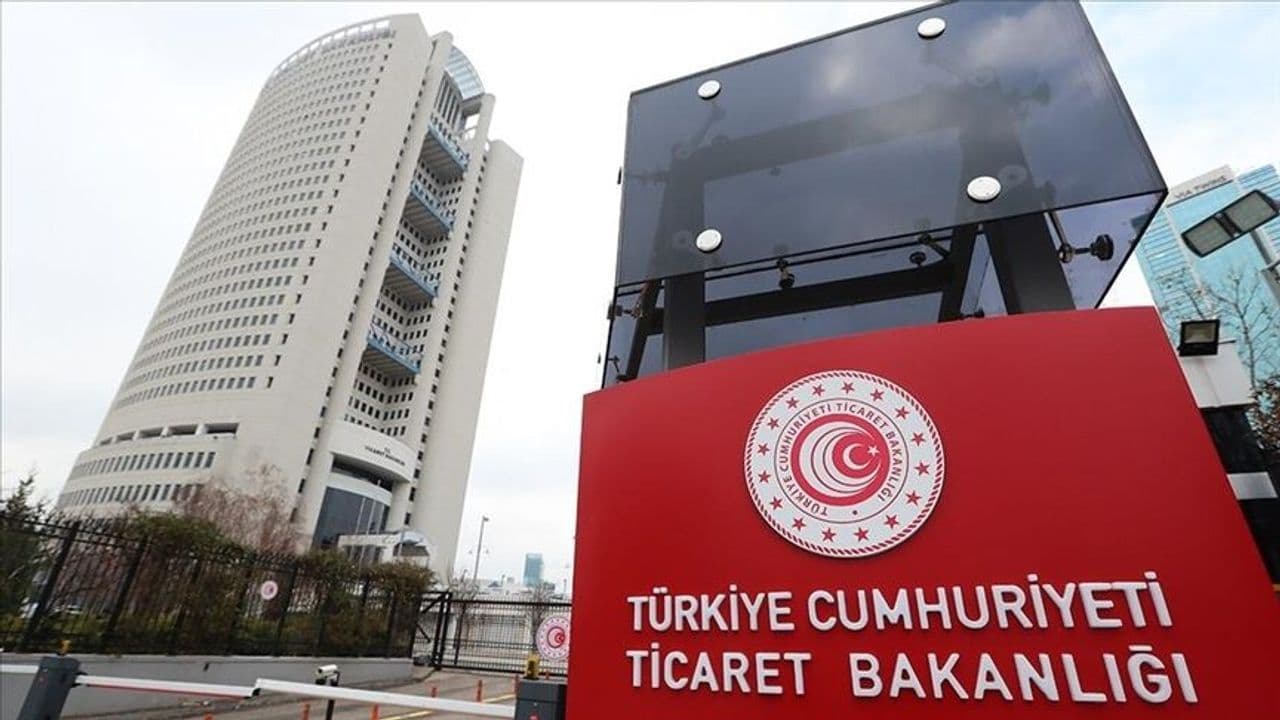 Ticaret Bakanlığı'nın İthalat Rejiminde Kritik Değişiklikler: KOBİ Kredilerine ve Makro Politikalarına Etkileri