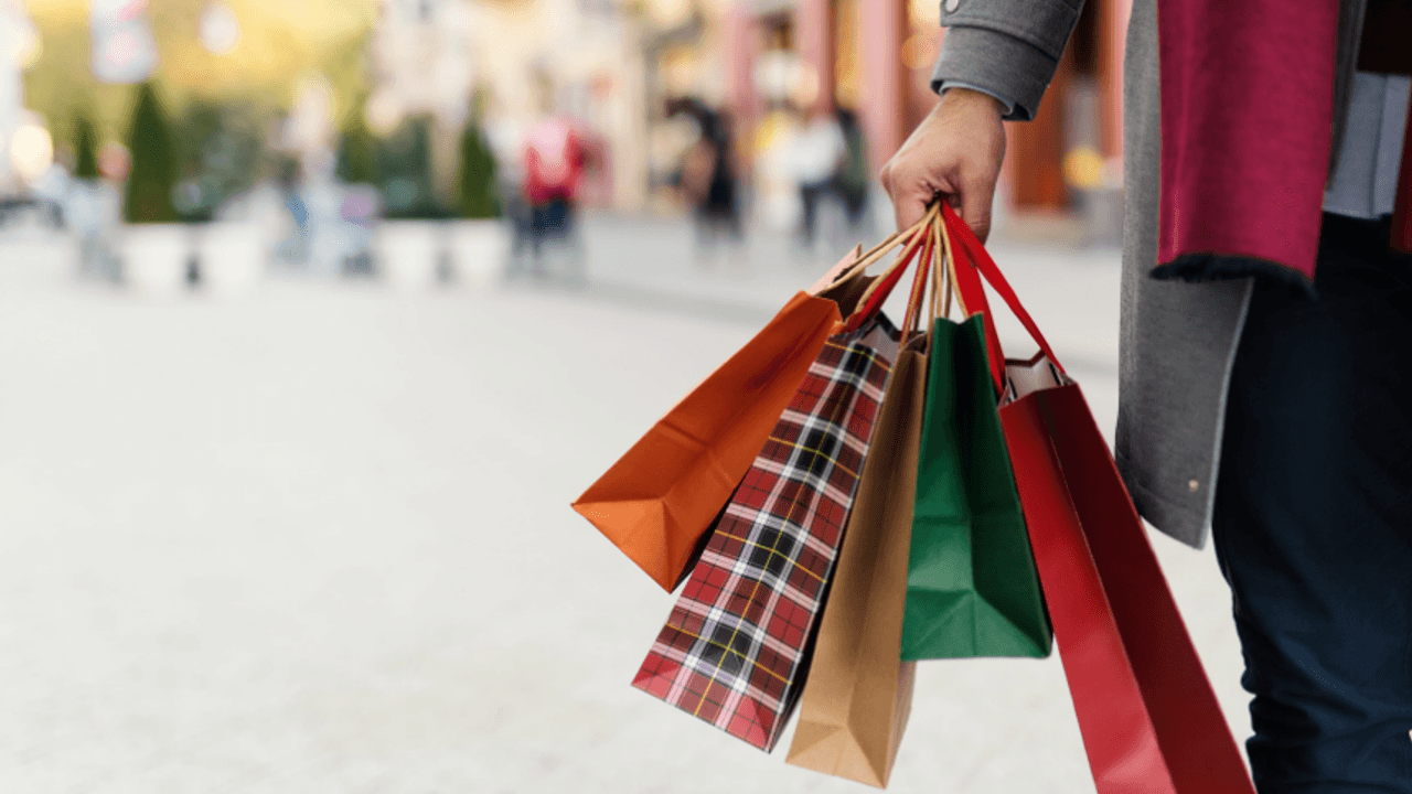 Consumer Confidence Climbs 4.80%: Expectations Lead the Charge