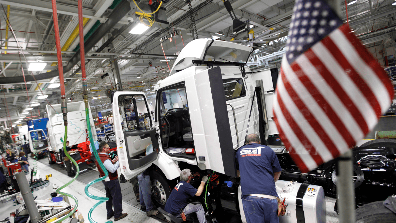Shock Drop in US Employment: Fed's Rate Path Thrown into Disarray