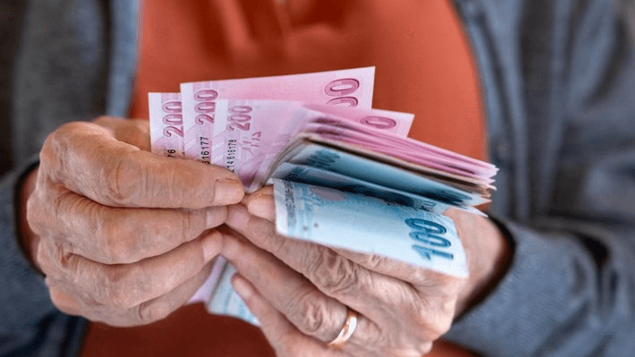 New Pension Threshold: Approval for 23,552 TL Hike with a 2026 Horizon