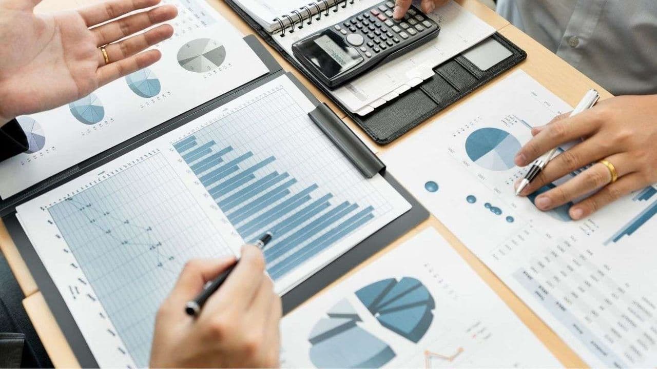 BIST 100’de Sermaye Artırımları ve Endeks Düşüşsü: İşlem Hacmi 158,7 Milyar TL