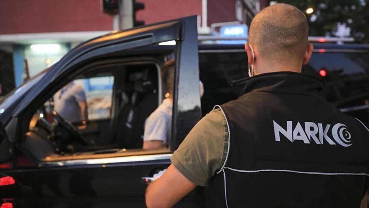 73 Şehirde Büyük Operasyon: Uyuşturucu Tacirlerine Dev Darbe