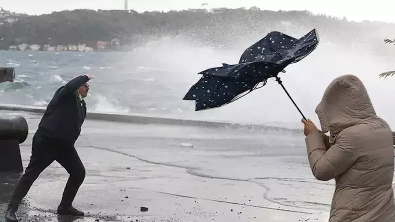 Rüzgar Riski: BIST 100'ün Kısa Vadeli Volatilite Artışı Bekleniyor