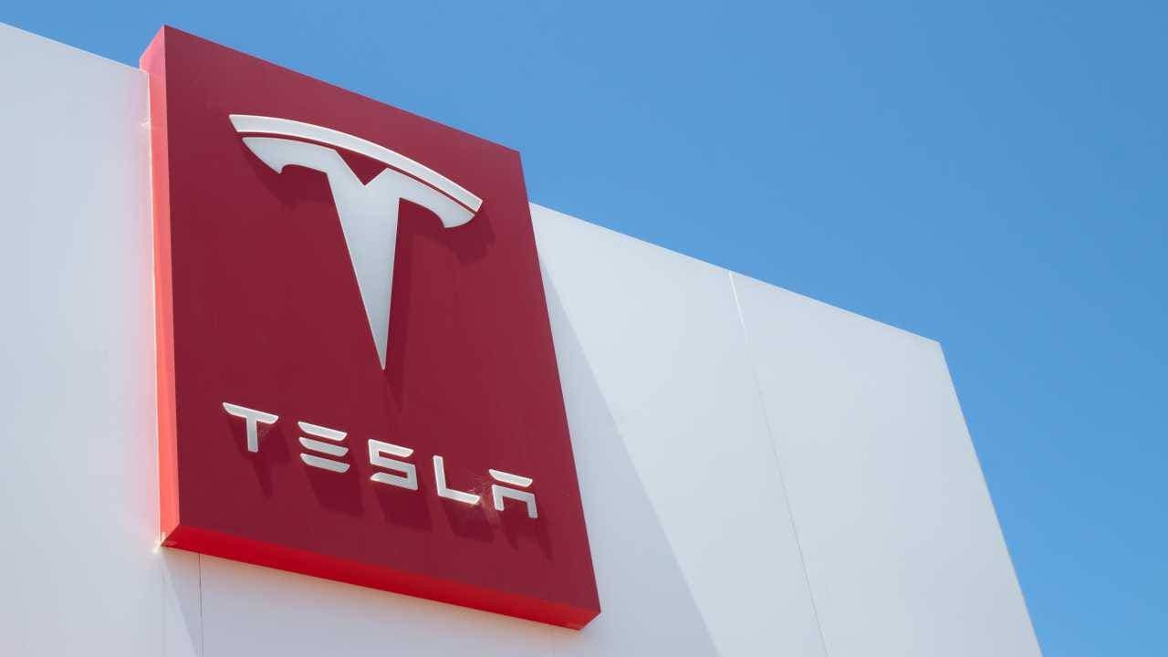 Tesla Beats Q2 Revenue Forecast but Misses Profit Targets