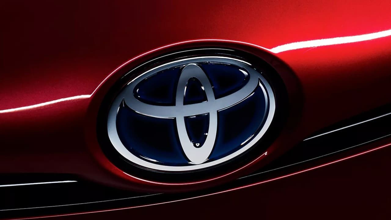 Toyota'nın 2026 Yarı Yıl Satışları Düşüşte: Küresel Üretim ve Kar Beklentileri Sarsılıyor