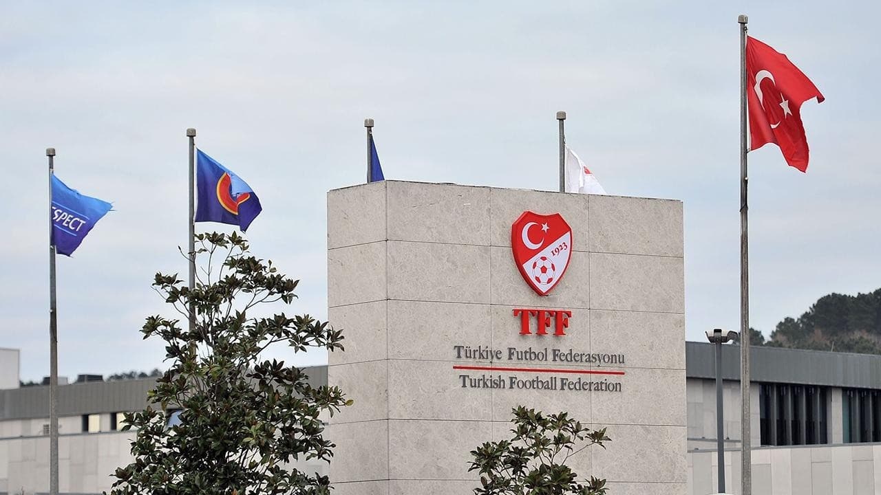 TFF Relegates Altınordu to Third League Over Late Documentation Submission: Red Group Reduced to 17 Teams
