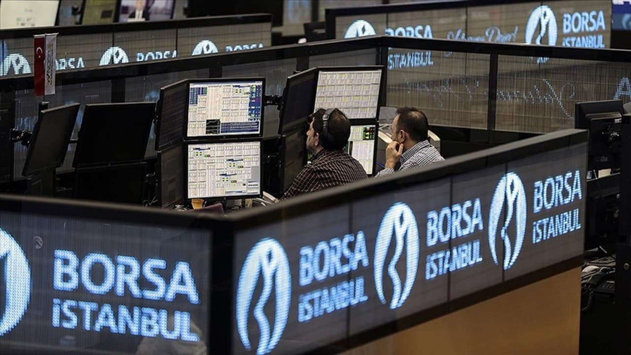 BIST 100 Weekly Close: Aksa Enerji's Rise and Balsu Gıda's Fall