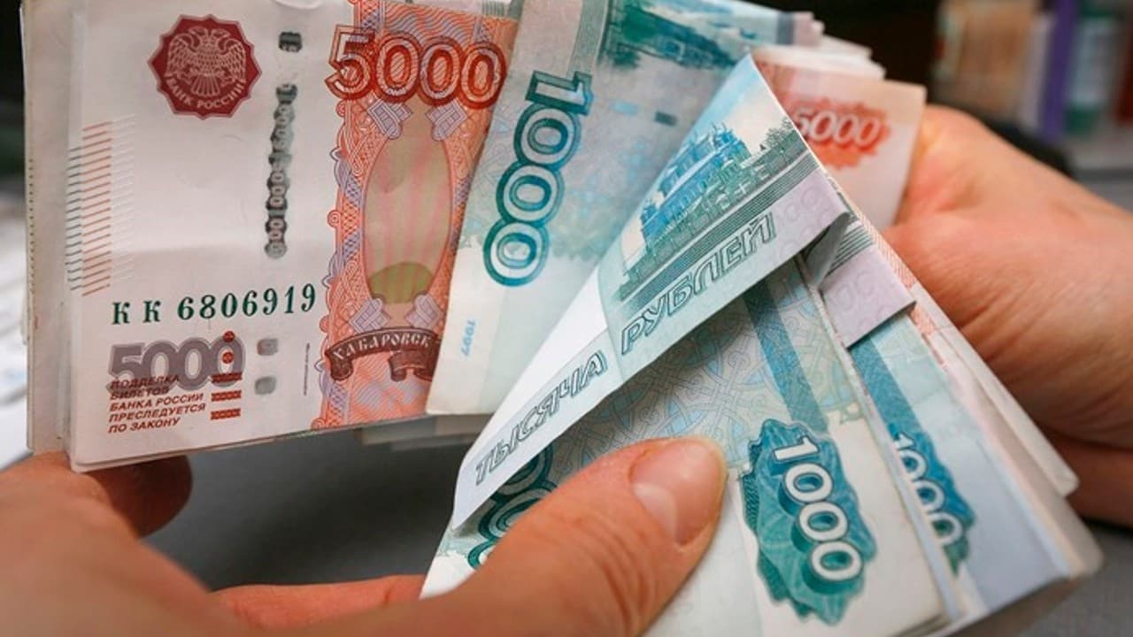 Russia's 1 Trillion Ruble Budget Increase: Defense Spending Surge and Economic Implications
