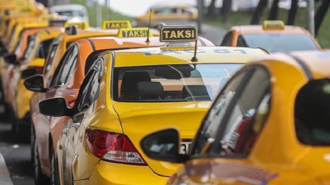 İstanbul'da Uygulama Bazlı Taksi Plakaları İhalesi: 9 Milyon Liranın Üstünde Maliyet ve Yasal Riskler