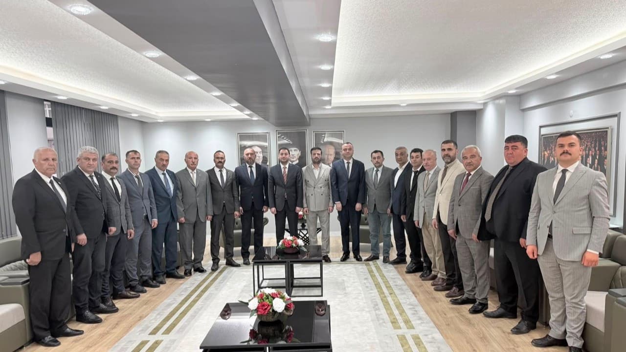 MHP Kongre Takvimi Açıklandı: Kayseri'deki Toplantıların Siyasi ve Ekonomik Etkileri