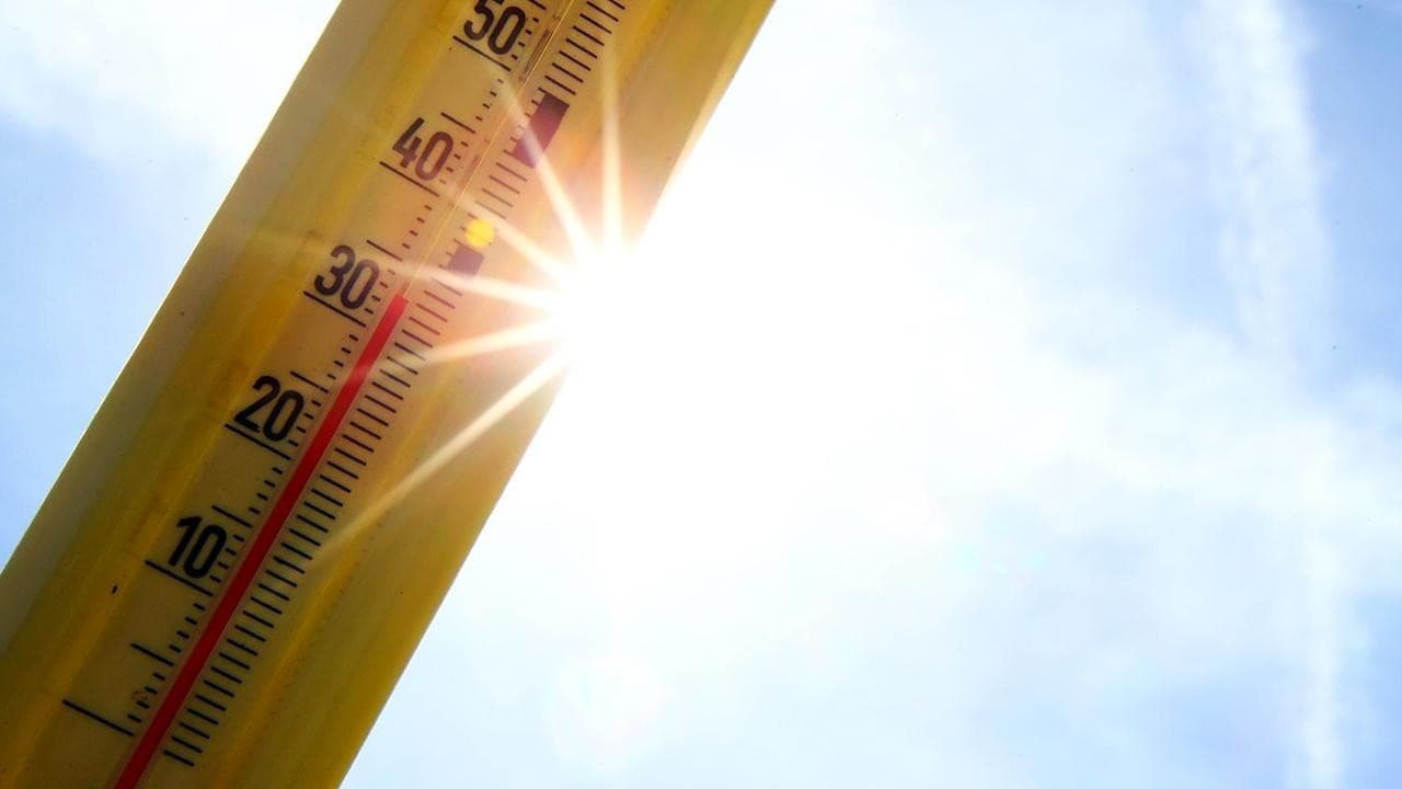Meteorological Forecast: Significant Weather Changes and Regional Risk Analysis in Turkey