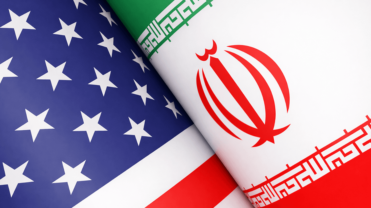 US-Iran Standoff: Hormuz Strait Closure Threatens Global Energy Markets