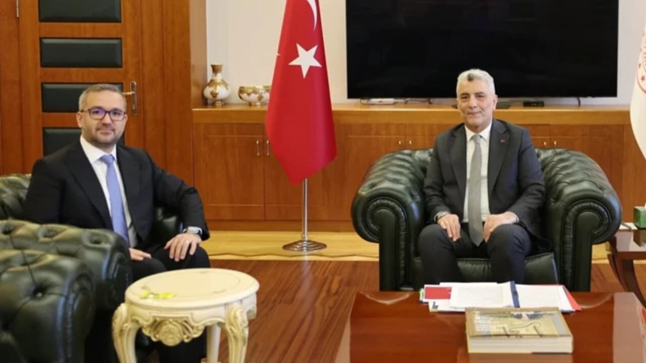 Türkiye Ekonomisi için Kritik Karar: Bolat ve Karahan'dan Dış Ticaret Stratejisi Açıklaması