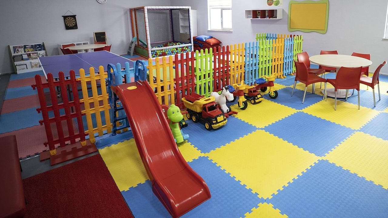 Istanbul Municipality Raises Daycare Fees by 60%: Shock to Family Budgets