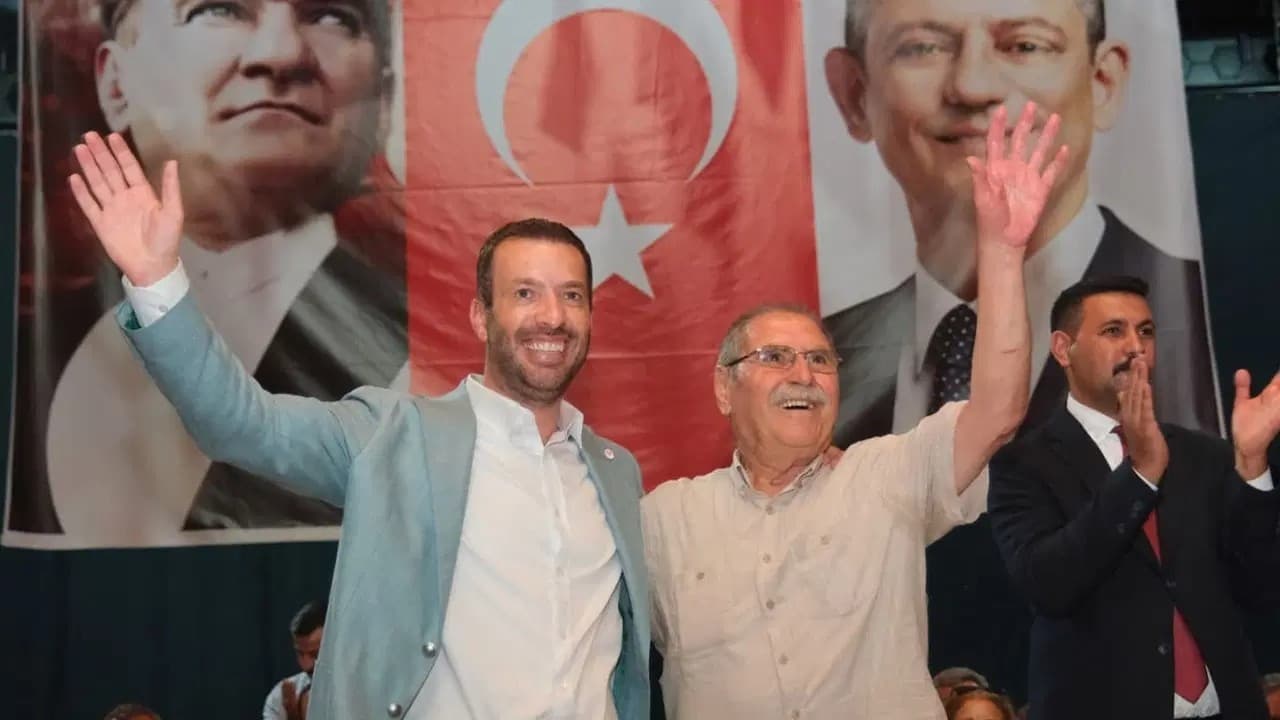 Kadir Aydar Steps Down from CHP: 'Politics is Standing Behind Believed Values'