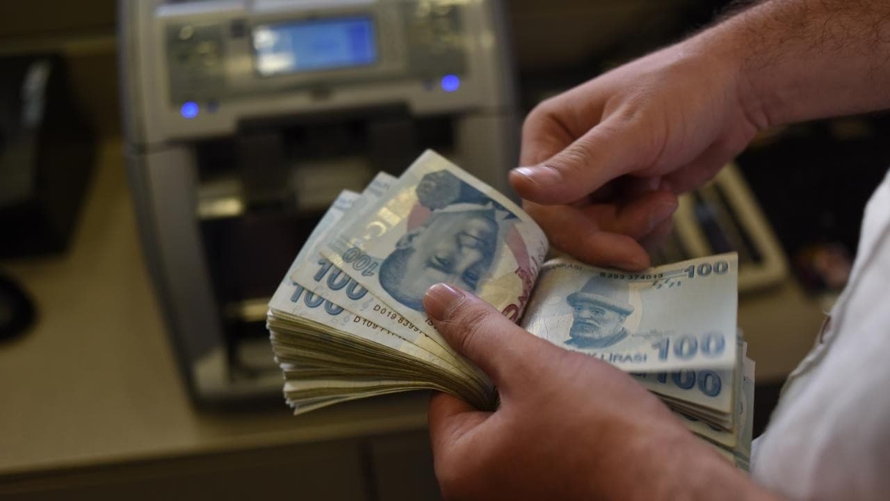 Hazine'nin Haftalık Tahvil Operasyonu: 3 Yeniden İhraç ve 1 Doğrudan Satışın Piyasa Yansımaları