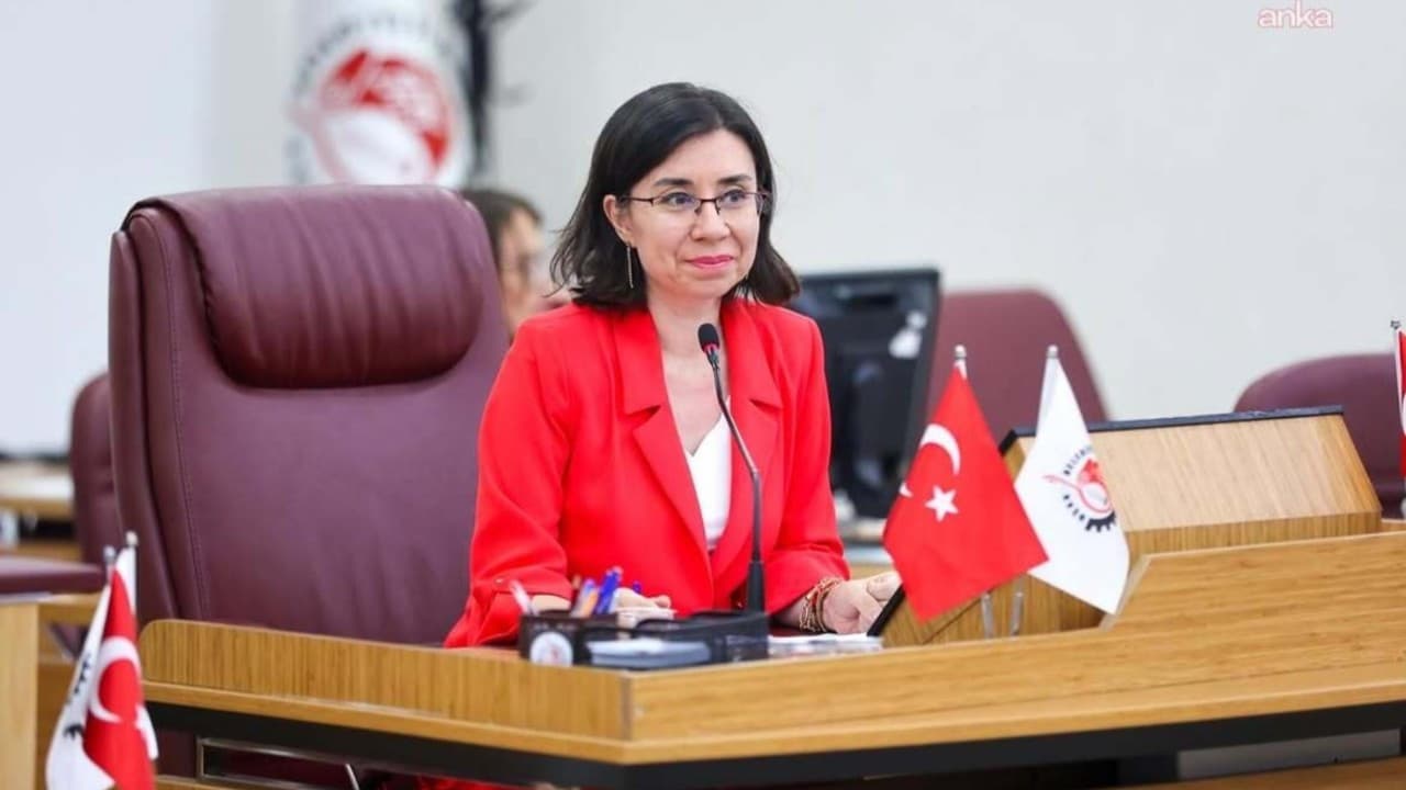 Uşak Deputy Mayor Resigns from CHP: Key Points for Banking Sector to Watch