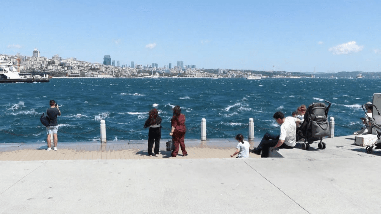 İstanbul'da Rüzgar Alarmı: Kamu Finansmanının Kritik Testi