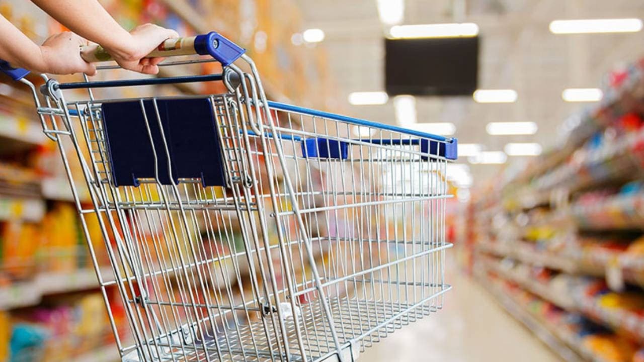 Chinese Economy Hits a Cold Snap: Consumer Prices Hit Six-Month Low