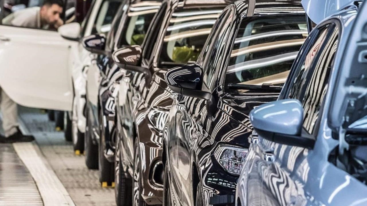 Egea Gitti, Denge Değişti: Temmuz'un En Çok Satılan 10 Otomobili Açığa Çıktı