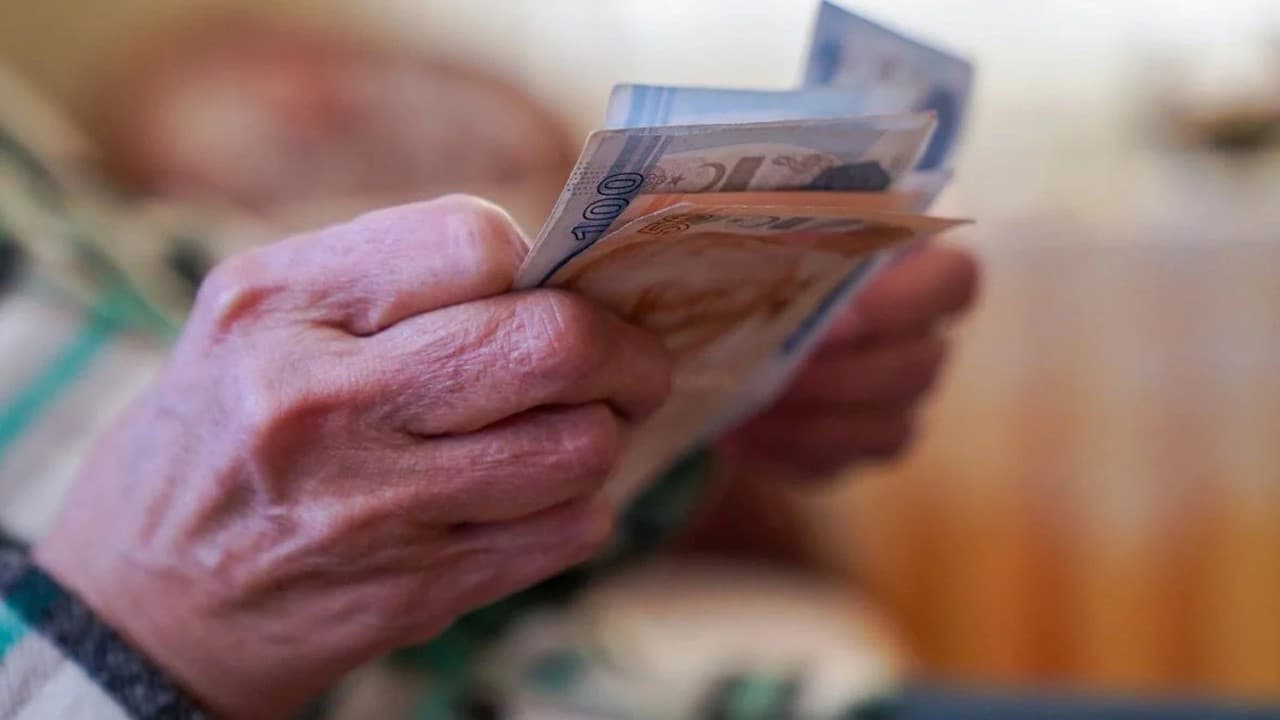 Bankaların Emekli Promosyon Yarışı: 30 Bin TL’ye Varan Teşvikler