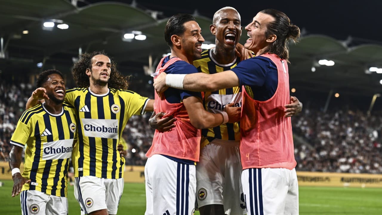 Fenerbahçe'nin Şampiyonlar Ligi Play-off Yolunda: UEFA'nın Yatırım Stratejileri ve Piyasa Etkileri
