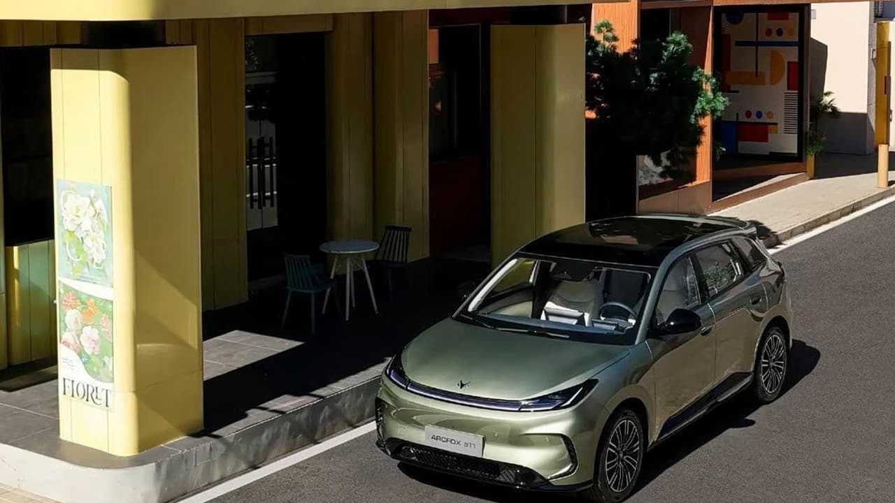 Çin'in Batarya Değişimli EV Modeli: 7 Bin Doların Altında 1 Milyonun Üstünde Fiyat Performansı