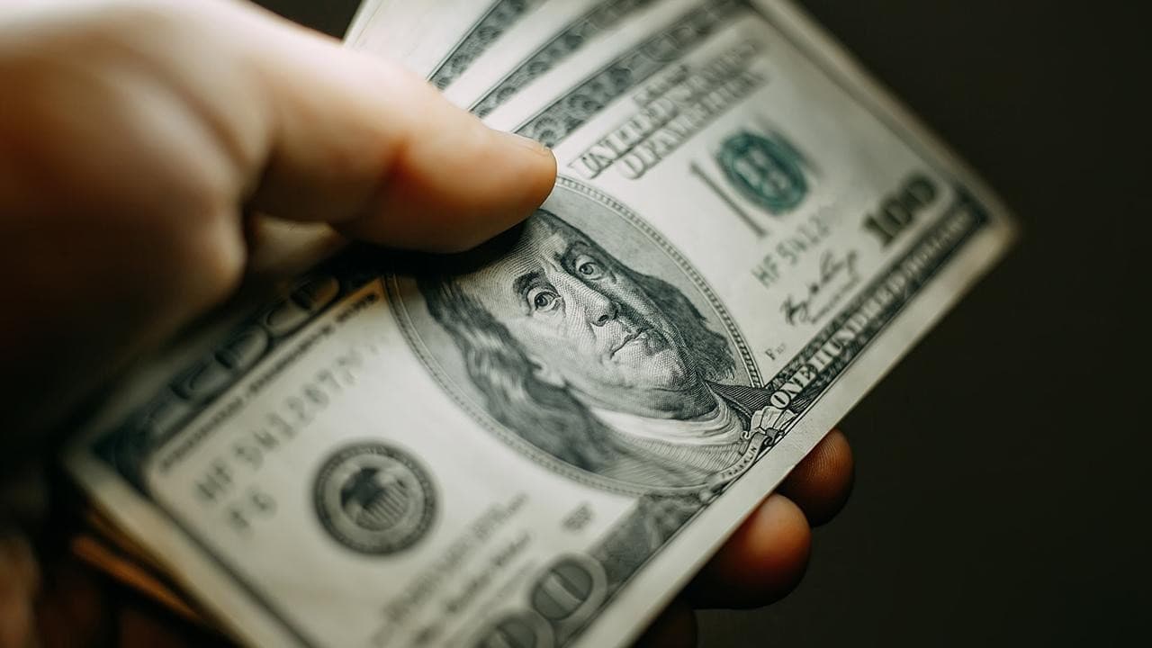 Commerzbank's Critical Forecast: USD/TRY Targeting 53 by Year-End