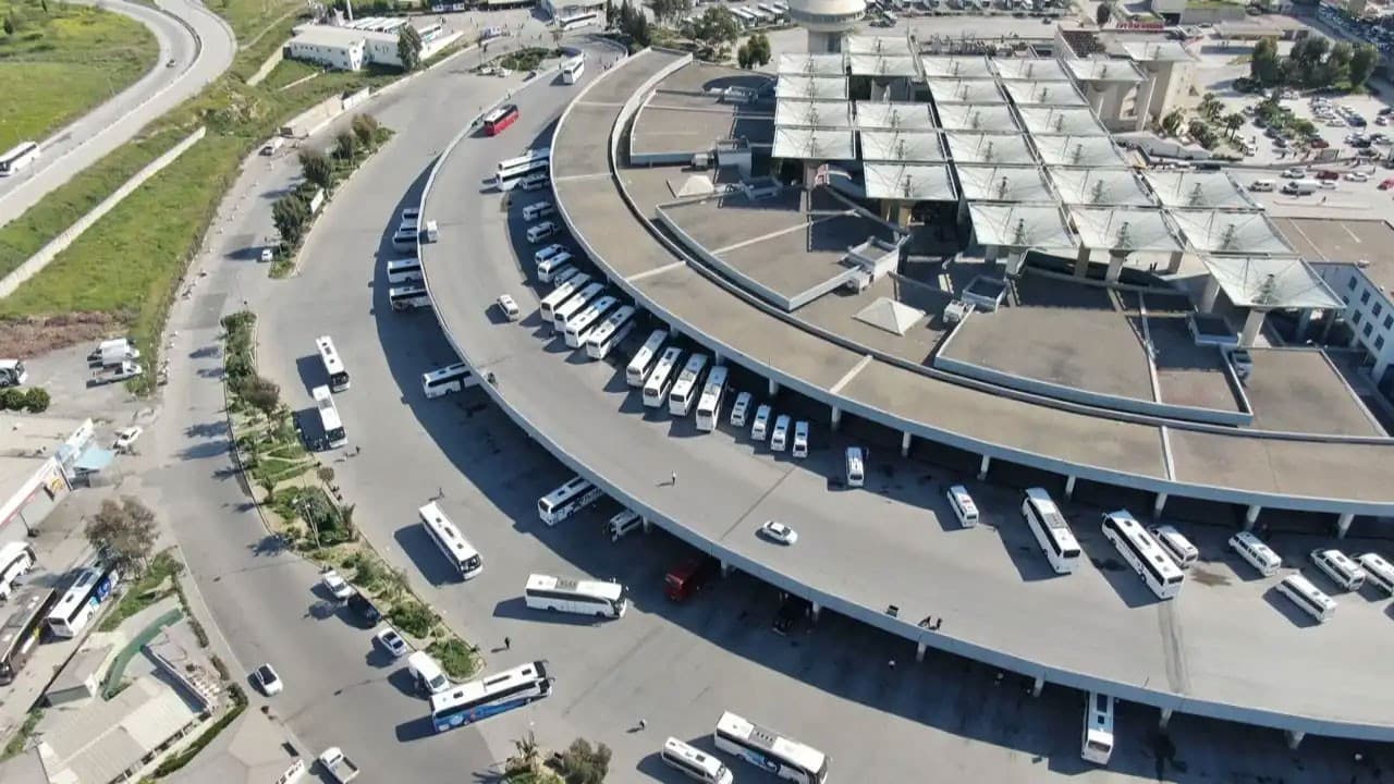İzmir Otogarı'nın İşletme Hakki Belediye Tarafından Ele Geçti: Belediye Şirketleri ile 5 Yıllık Ortaklık Anlaşması