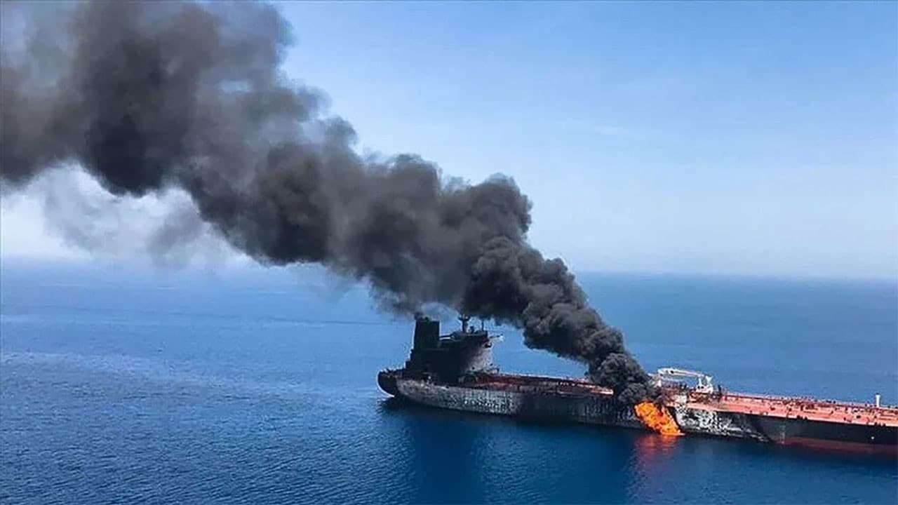 Husiler'in Suudi Tankerlerine Saldırısı: Enerji Piyasalarında Kısa Süreli Dalgalanmanın Öngörüsü