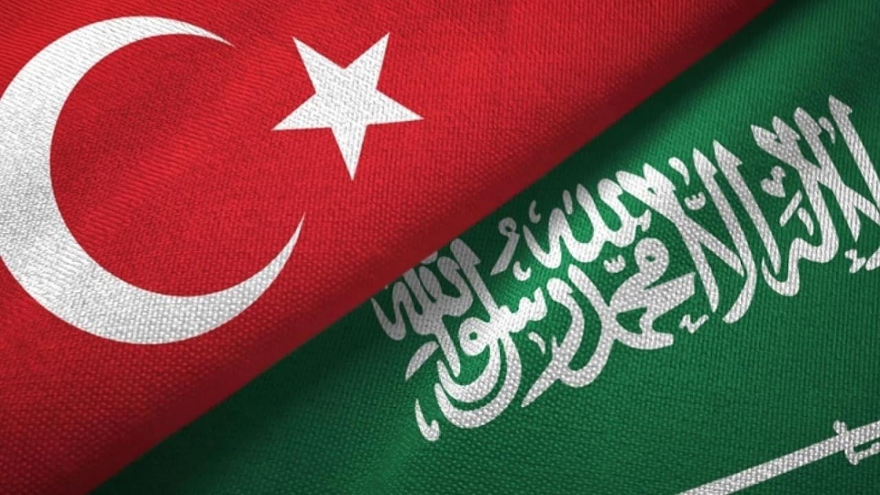 Türkiye‑Suudi Arabistan 5 GW Yenilenebilir Enerji Anlaşması: Bölgesel Güç Dengesinde Yeni Dinamizm