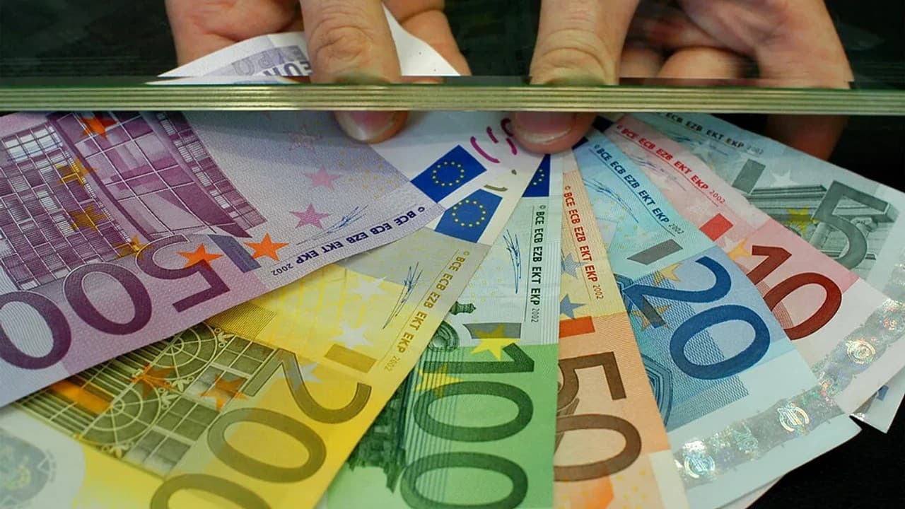 Eurozone Inflation Surge: Energy Prices and ECB's Tightening Risks