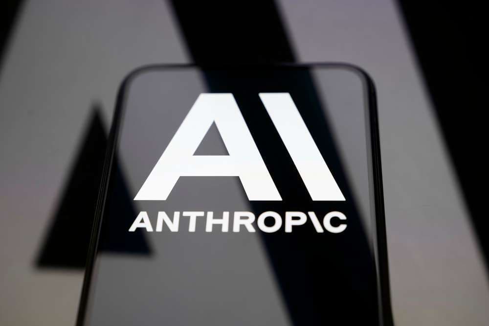 Anthropic Considers Mandatory Share Sale for Employees Post-IPO: Market and Valuation Implications