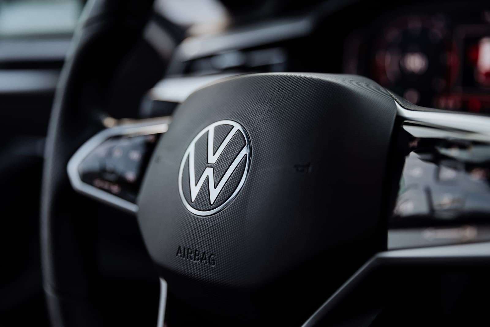 Volkswagen'in 2026 Satış Beklentisi Düşürüldü: Yeniden Yapılanma ve Piyasa Dinamikleri