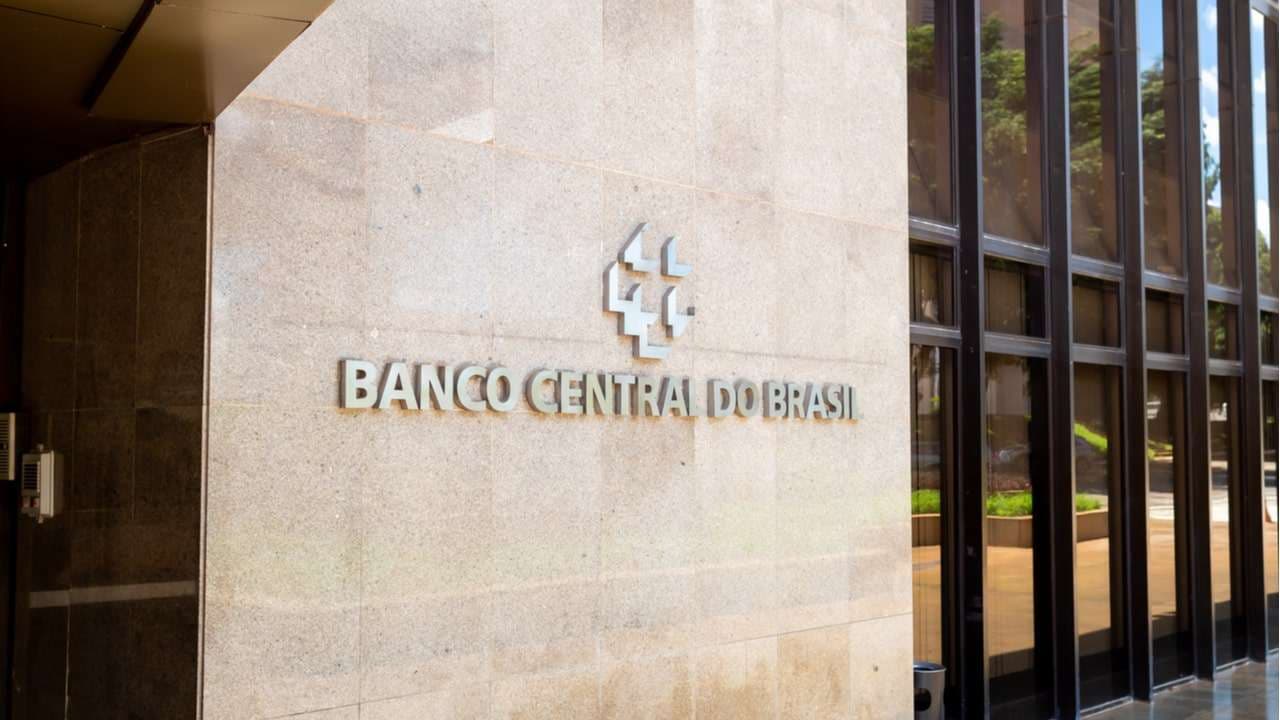 Brazil Central Bank Cuts Rates as Inflation Cools: What It Means for Markets