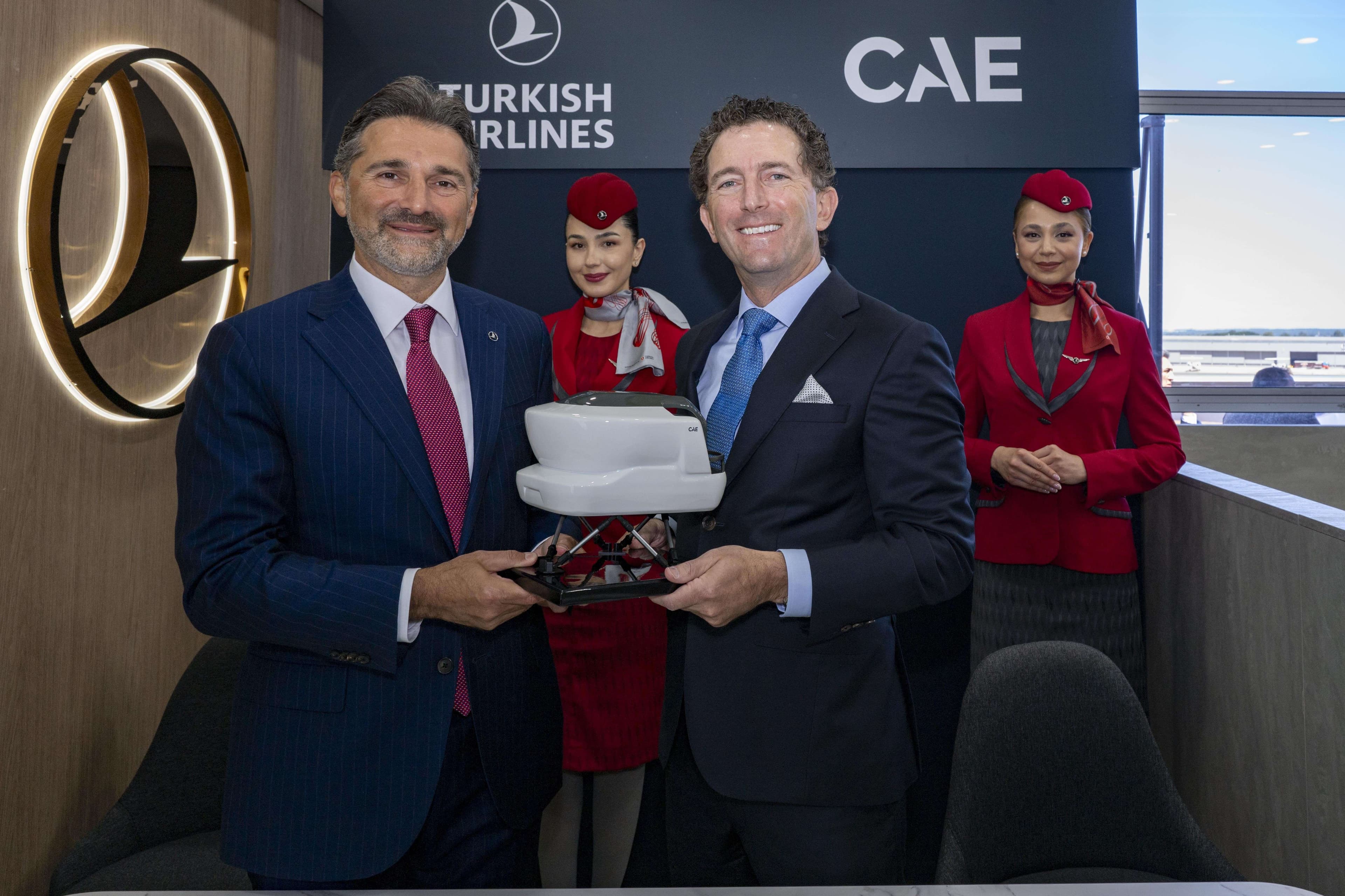 Turkish Airlines Signs Deal with CAE for 5 New Flight Simulators: Boosting Operational Efficiency and Pilot Training