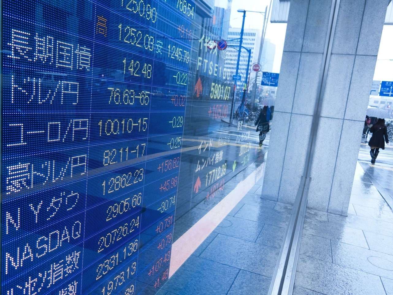 KOSPI Düşerken Çin Hisseleri Yükselişte: Asya Piyasalarındaki Çelişen Trendler