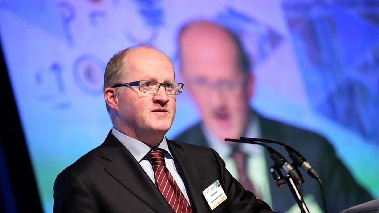 ECB, Enflasyonu Yıl İçinde Hedefe Döndü: Yükselme Hızı ve Banka Politikaları Üzerinde Derin Etki