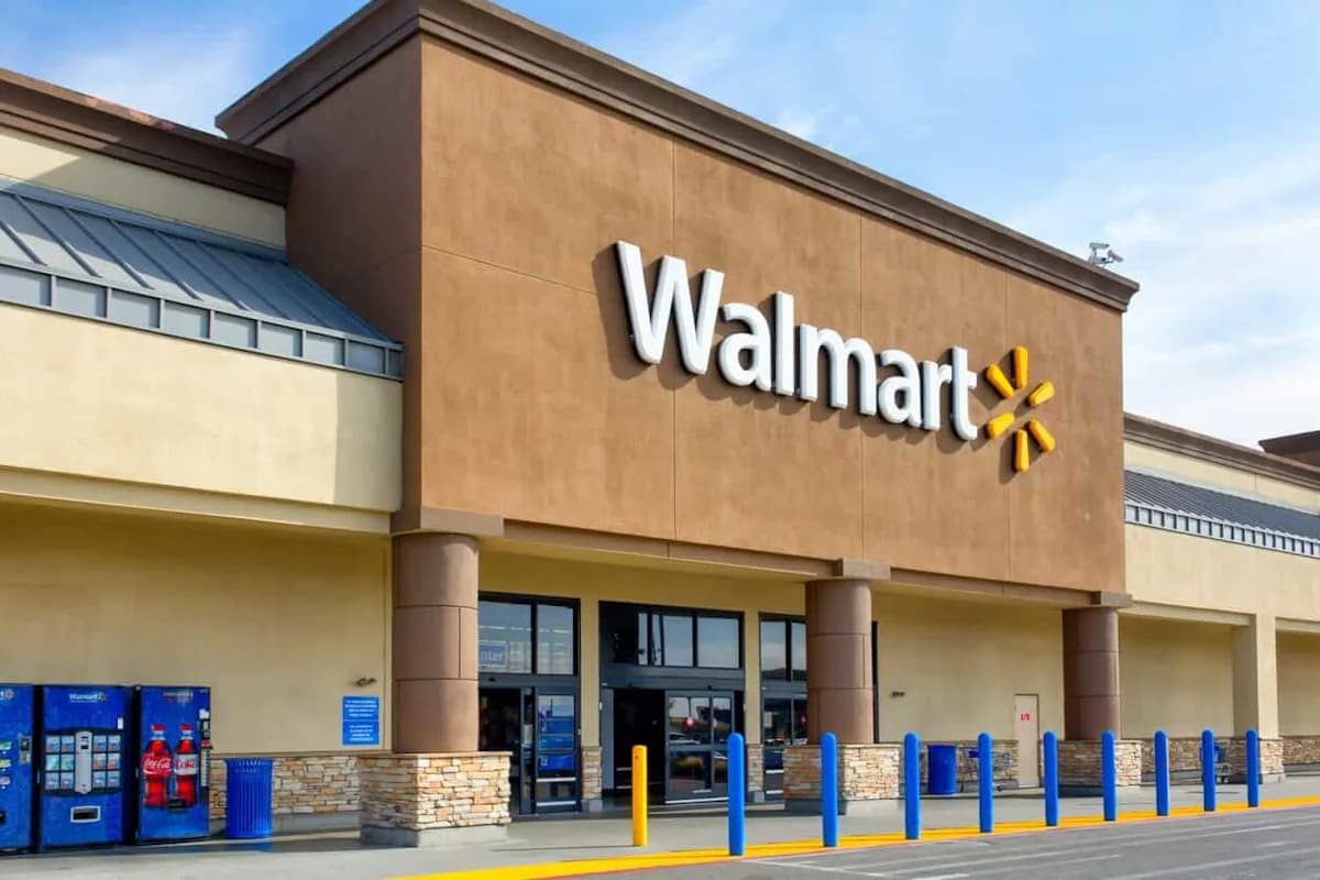 Walmart Hissesi Nasdaq'tan Geride Kalıyor: Neden ve Ne Anlama Geliyor?