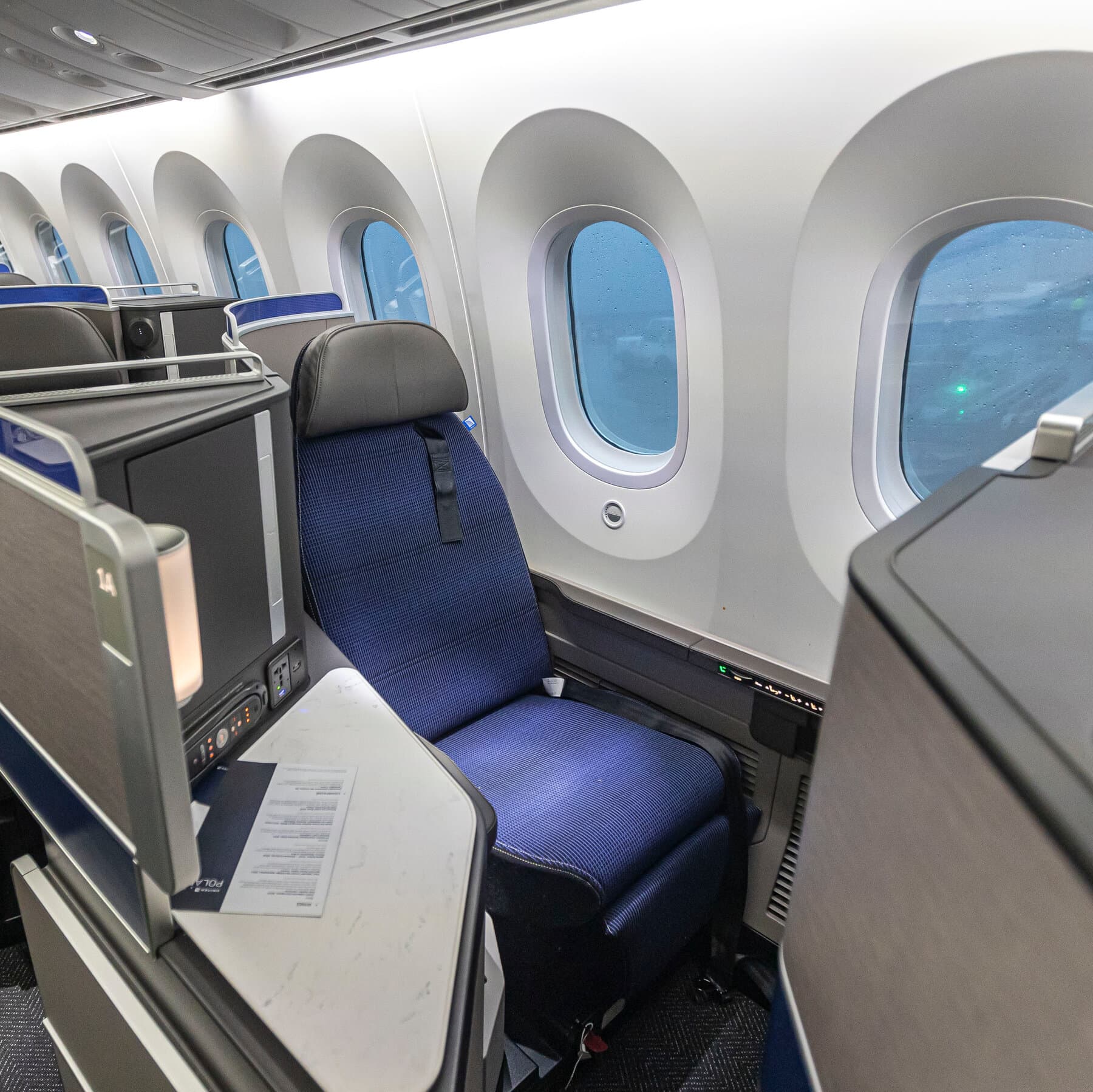 Delta ve United Havayolları Düşük Maliyetli İş Sınıfı Seçenekleri Sunuyor