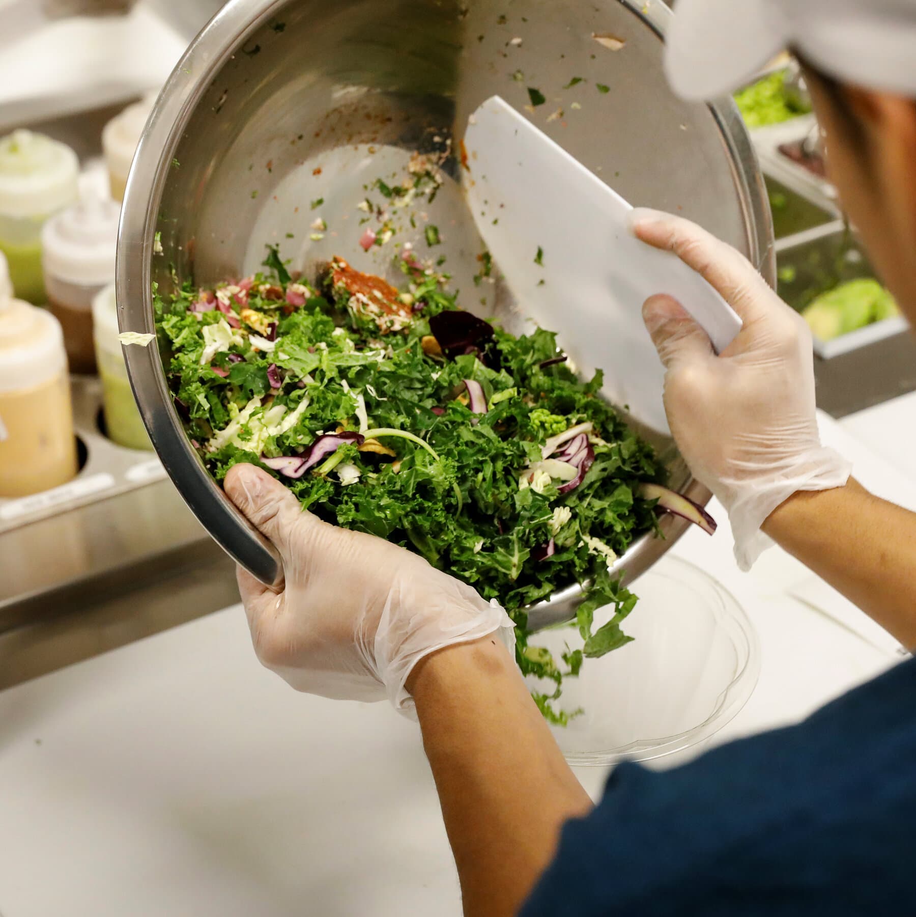 Cyclospora Crisis: U.S. Restaurant Chains Report $15 Billion Loss