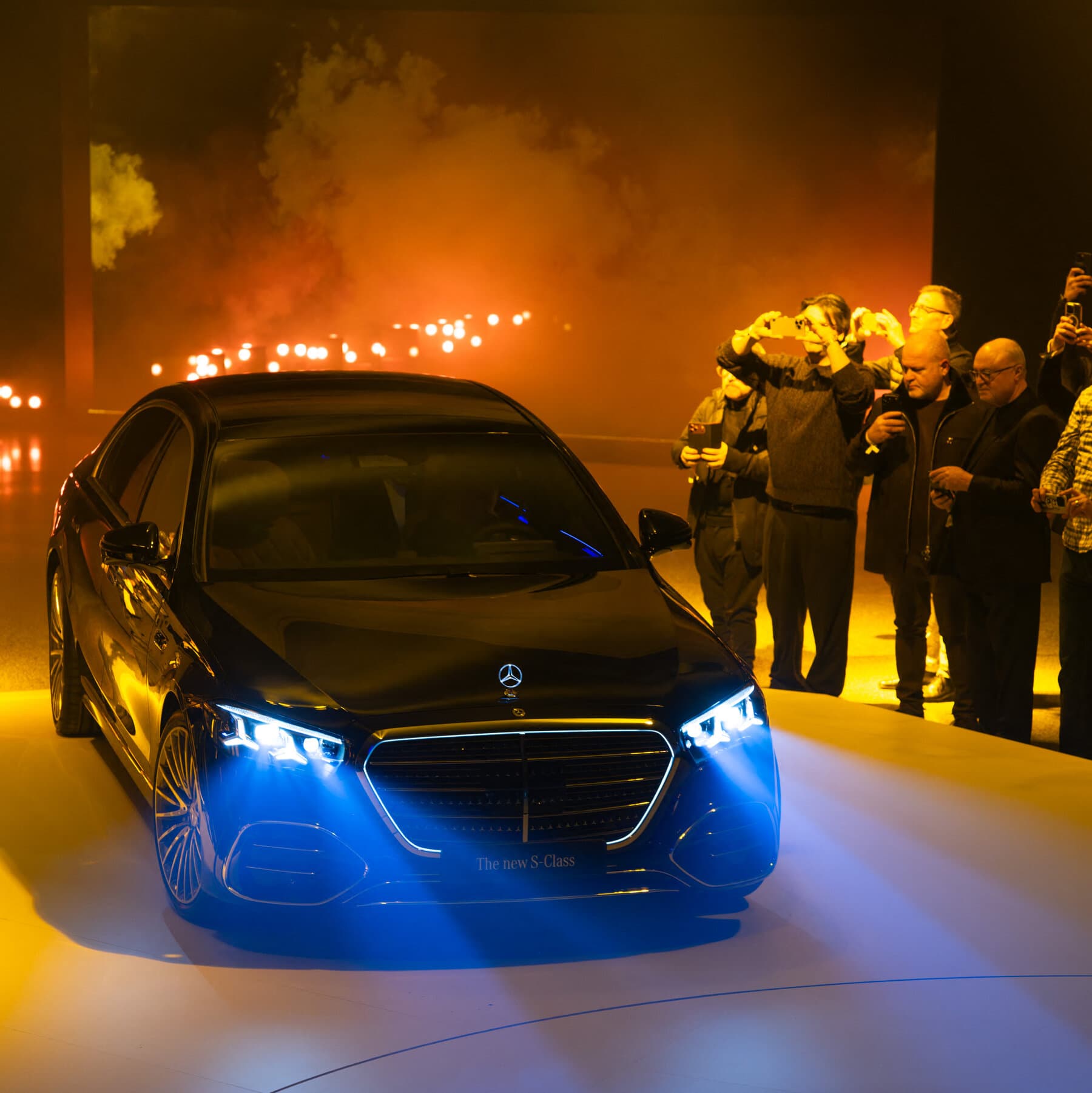 Germany’s Auto Titans Face Tariff Heat and Electric Shift