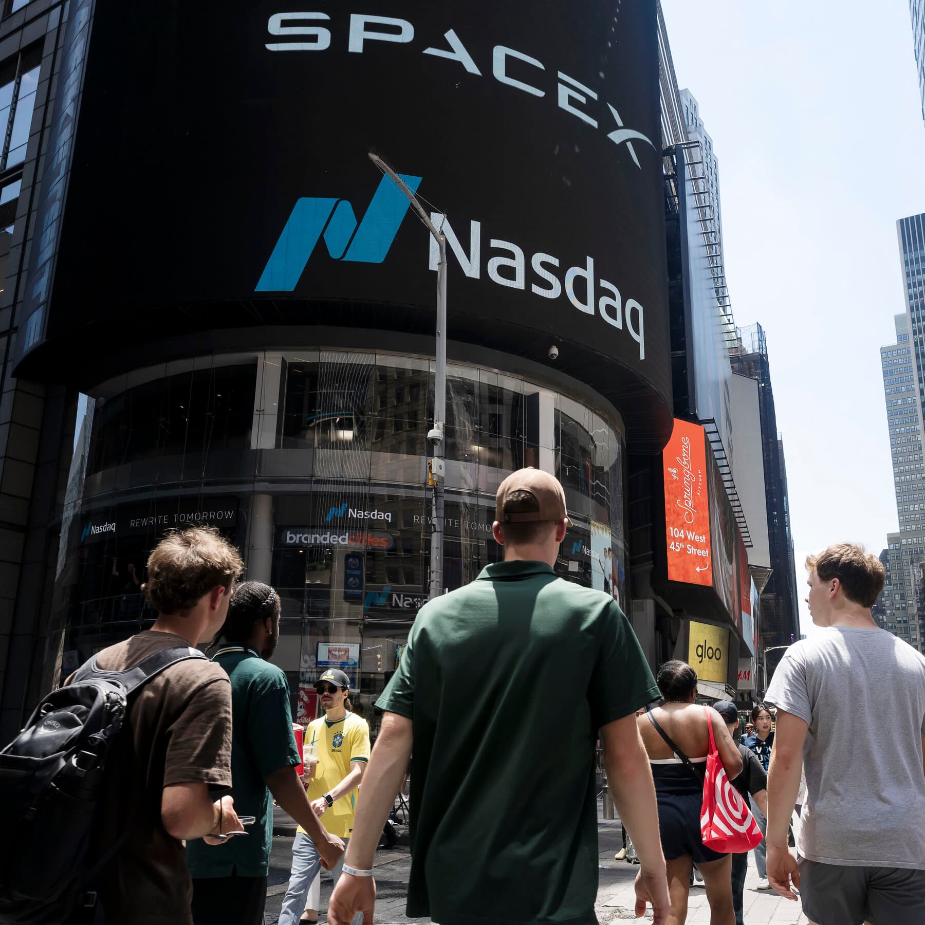 SpaceX’s Post‑IPO Earnings Reveal Explosive AI Spend and Investor Appeal