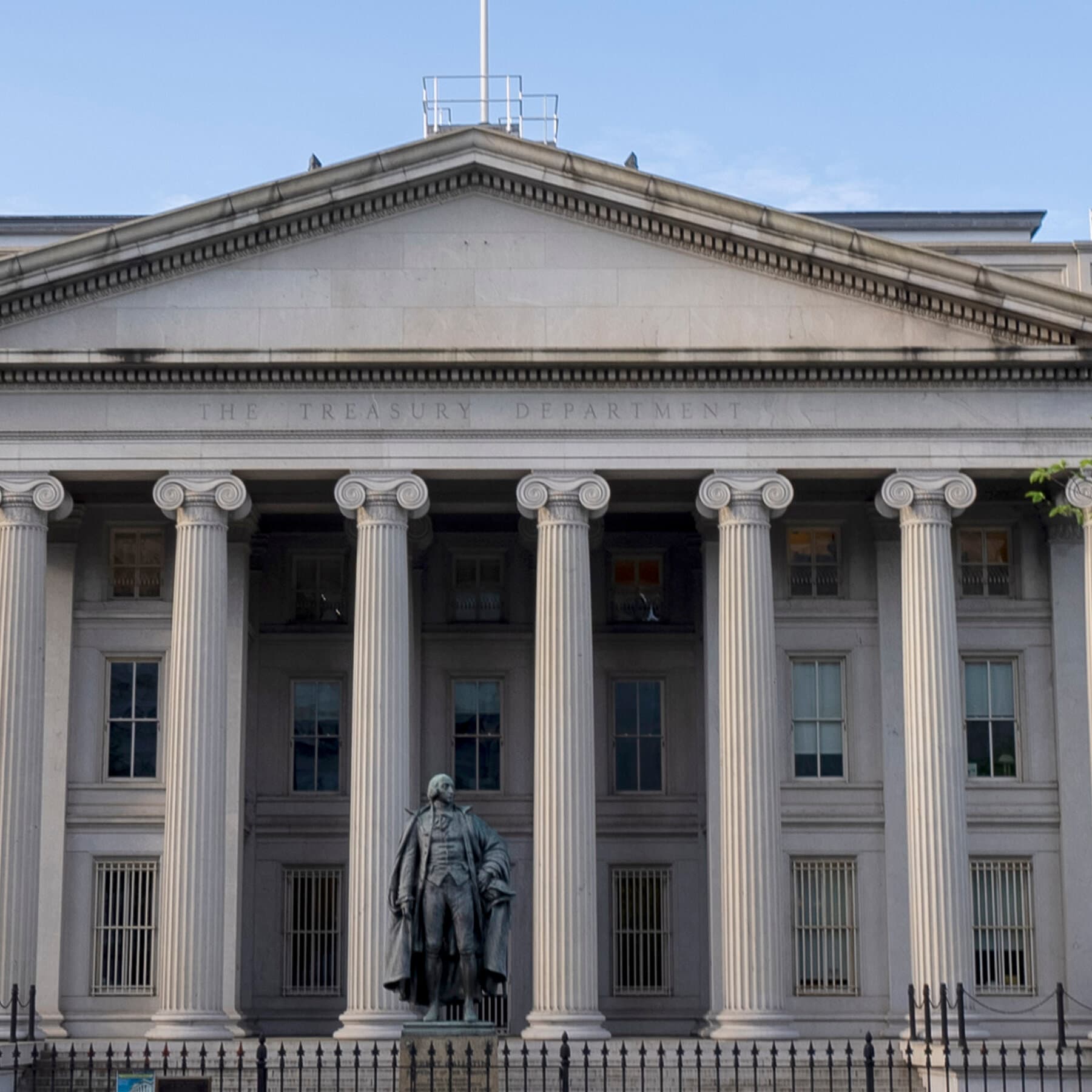 U.S. Treasury Yields Surge: Market Balance Under Scrutiny