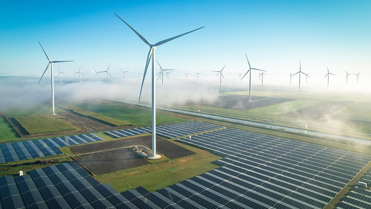 YEKA Yarışmalarıyla 2.400 MW Kapasite Tahsis Edilecek: Yenilenebilir Enerji Sektörü için Yeni Cephe